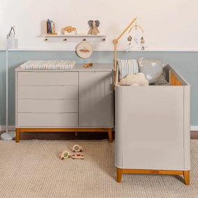 Kit Quarto Infantil Boom com Pés Square Mel - Berço + Cômoda 4 Gavetas e 1 Porta - Areia Fosco