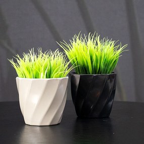Vaso Torcido Decorativo Preto 12x13,5 cm - D'Rossi