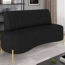 Sofá 2 Lugares 135cm Pés Aço Dourado Tamar Sintético Preto Z08 - Mpoze