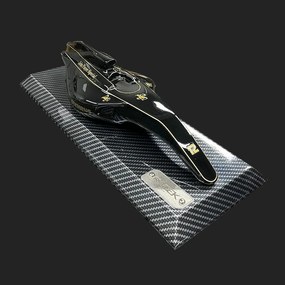 Miniatura de Quadro Decorativo 33cm x 12,5cm Carro F1 Snn 98T Preto G53 - Gran Belo