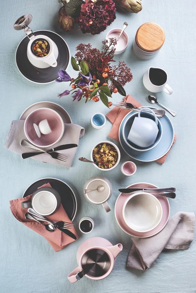 Niebieski porcelanowy talerz Maxwell &amp; Williams Tint, ø 20 cm