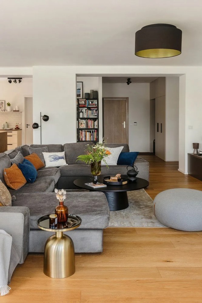 Poduszka dekoracyjna 45x45 cm Dolly – Tiseco Home Studio