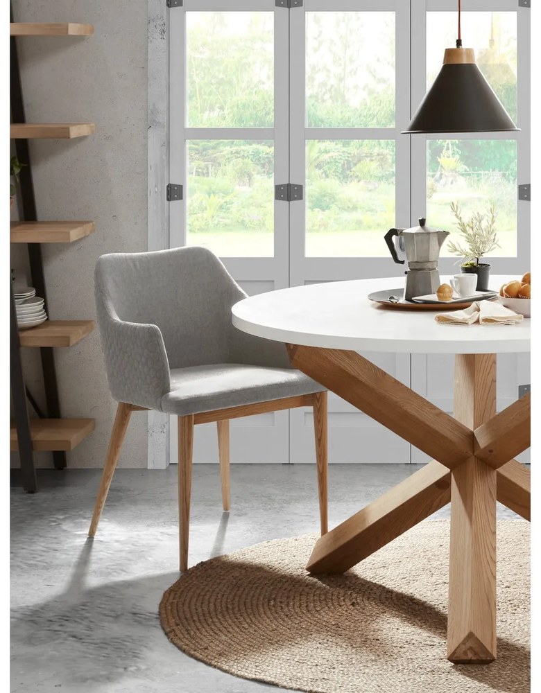 Stół Kave Home Nori, ⌀ 135 cm