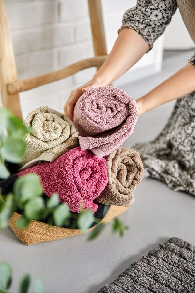 Szary dywanik łazienkowy 80x50 cm Tiles − Zone