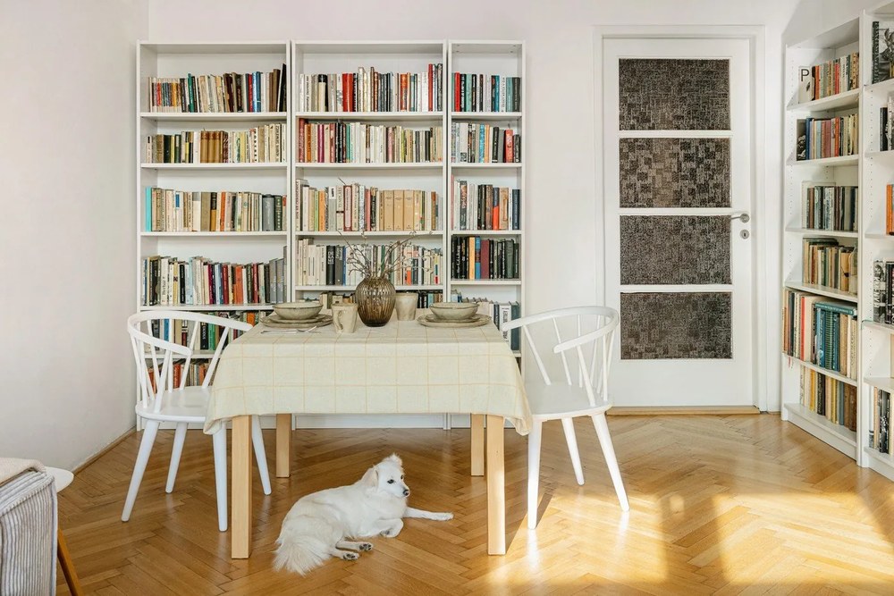 Brązowy szklany wazon Kähler Design Hammershøi, wys. 18,5 cm