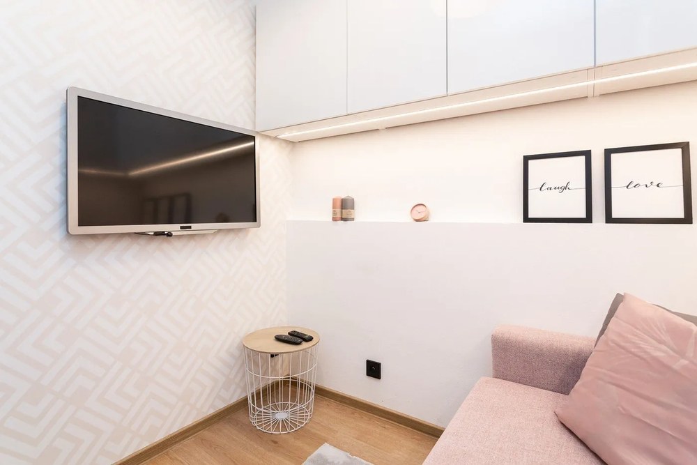 Różowa świeczka Eco candles by Ego dekor Top, 30 h