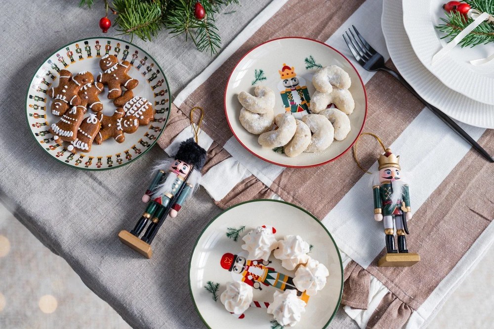 Drewniane ozdoby świąteczne zestaw 6 szt. 13 cm Nikita – Bloomingville