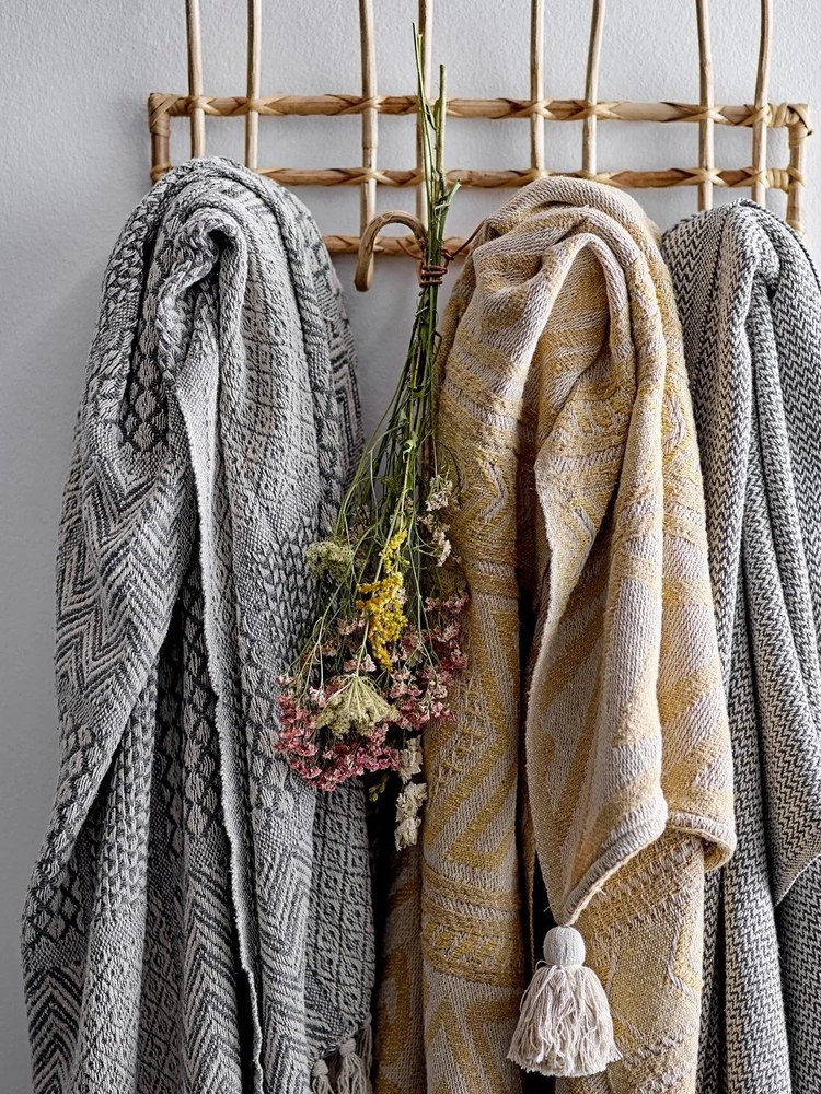 Szary pled Bloomingville Throw, 130x160 cm