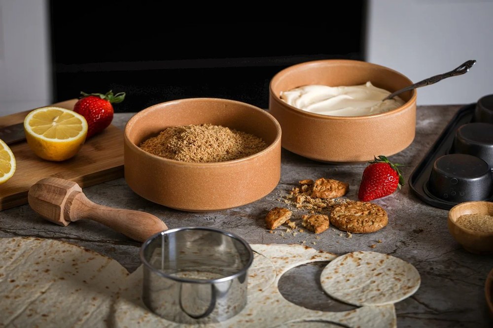 12-częściowy zestaw ceglastych naczyń z kamionki Bonami Selection Malia