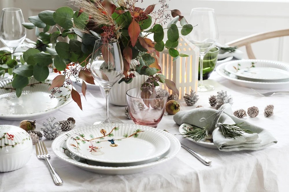 Biały kamionkowy wazon Kähler Design Hammershoi, wys. 12,5 cm