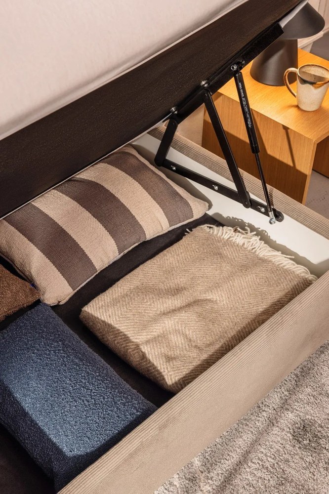 Kubek z kamionki Bloomingville Jules, 400 ml