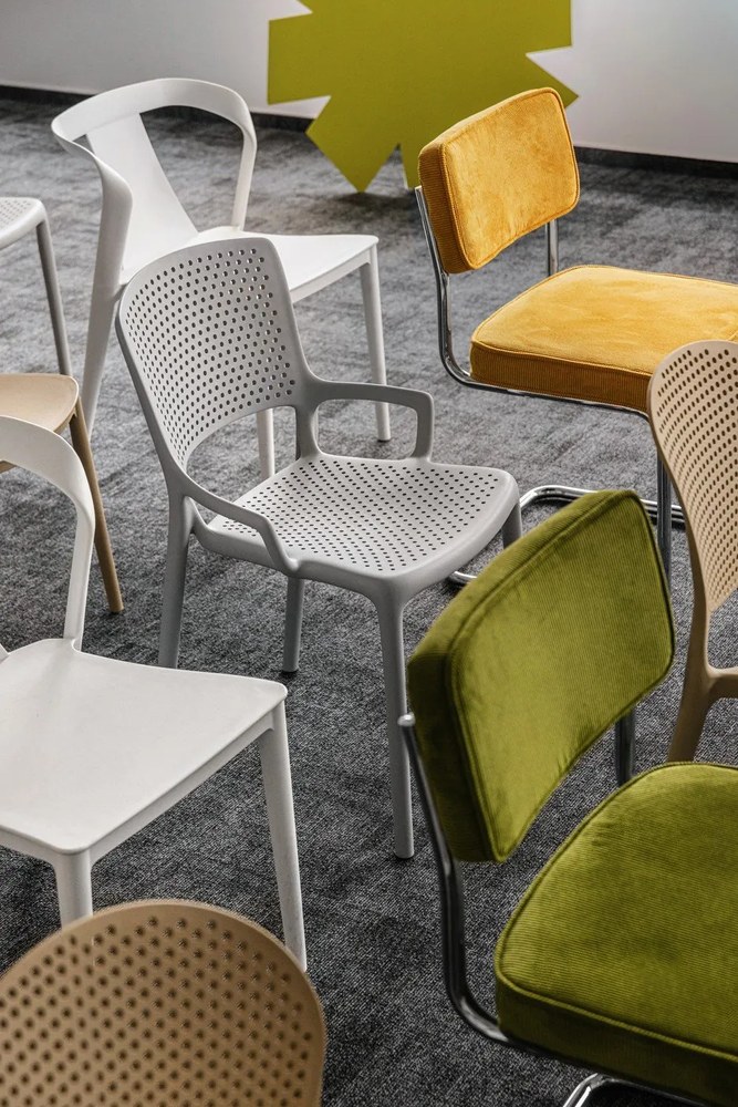 Żółte sztruksowe krzesło Rupert – Unique Furniture