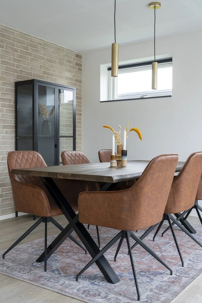 Czarna metalowa witryna 80x175 cm Brisbane – House Nordic