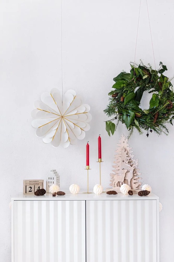 Biała wysoka komoda 97x130 cm Sierra – Teulat