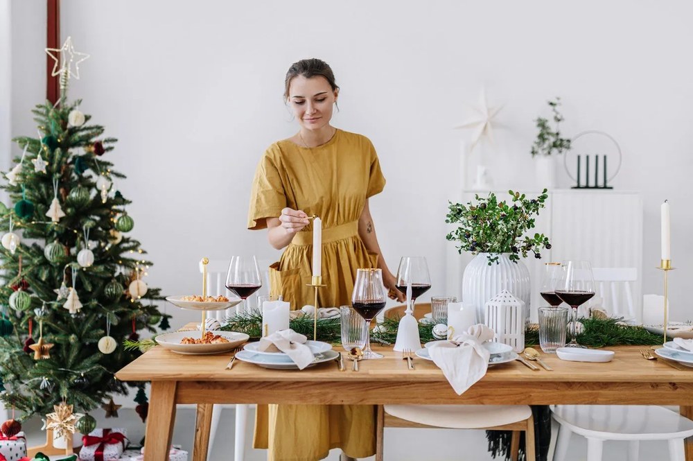 Sztućce ze stali nierdzewnej w kolorze złota zestaw 16 szt. Avie – Premier Housewares