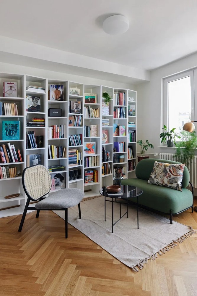 Biały regał 108x224 cm Valsa – TemaHome