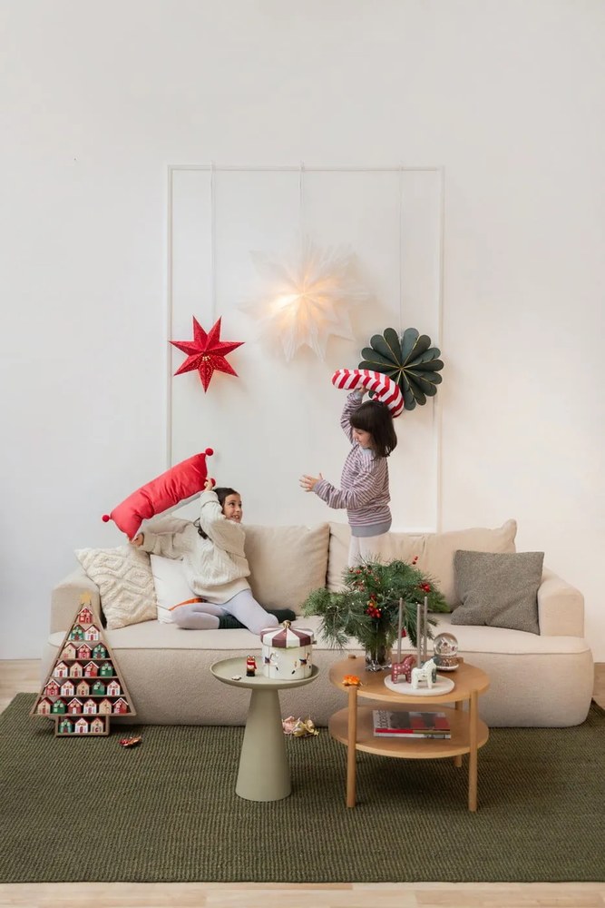 Aksamitna poduszka dekoracyjna ze świątecznym motywem 60x30 cm Ho Ho Ho – Catherine Lansfield