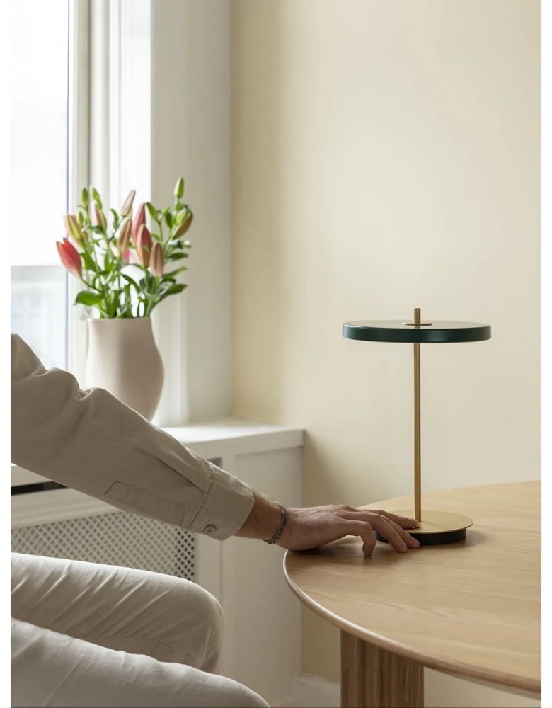 Okrągły stół z litego drewna dębowego ø 120 cm Comfort Circle – UMAGE