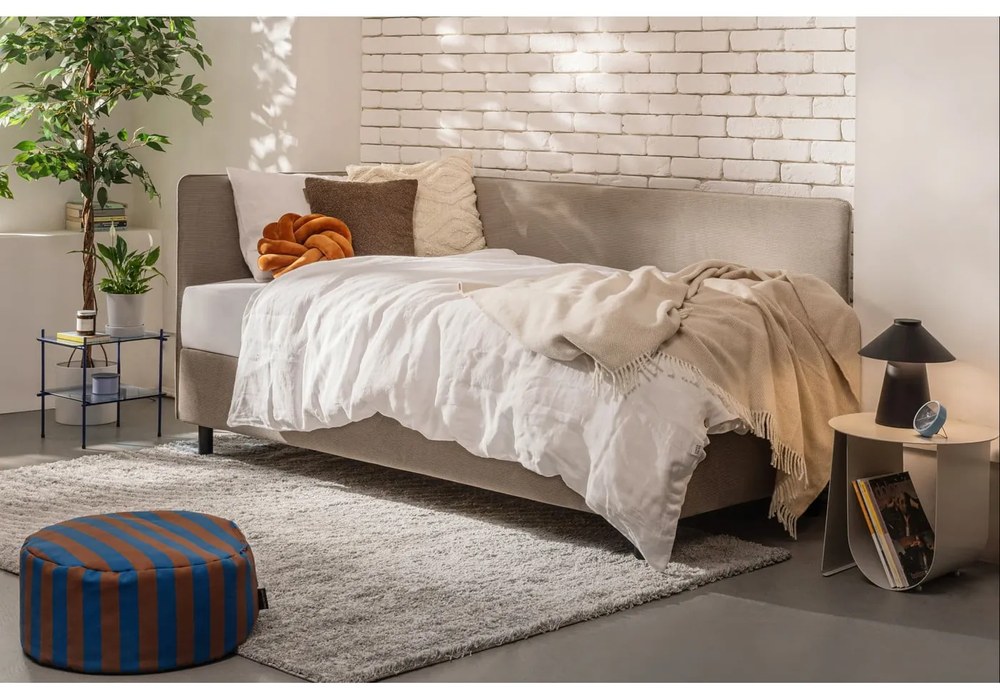Metalowy okrągły stolik ø 43 cm Cher – Bloomingville