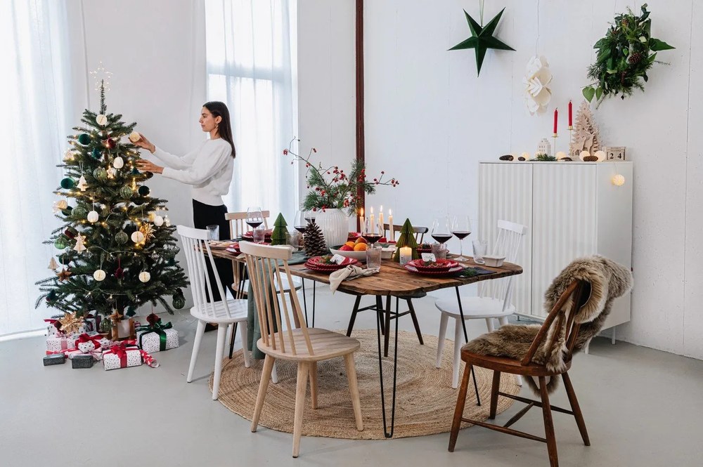 Biała wysoka komoda 97x130 cm Sierra – Teulat