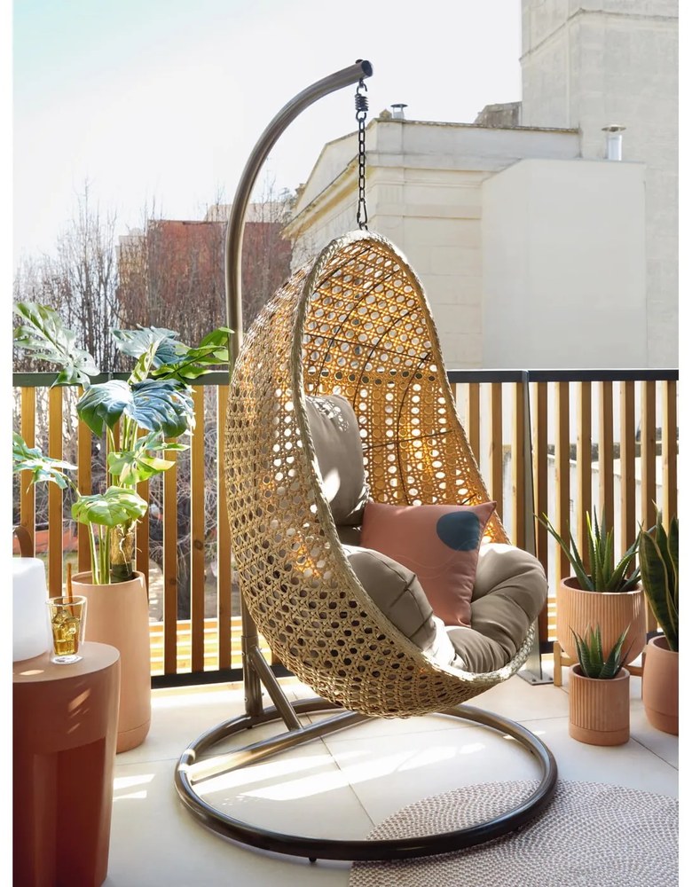 Terakotowy stolik Kave Home Vilena, ⌀ 33 cm