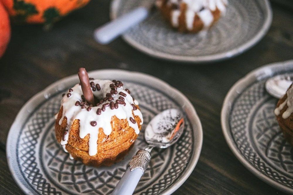 Szary kamionkowy talerz deserowy Costa Nova Cristal, ⌀ 15 cm