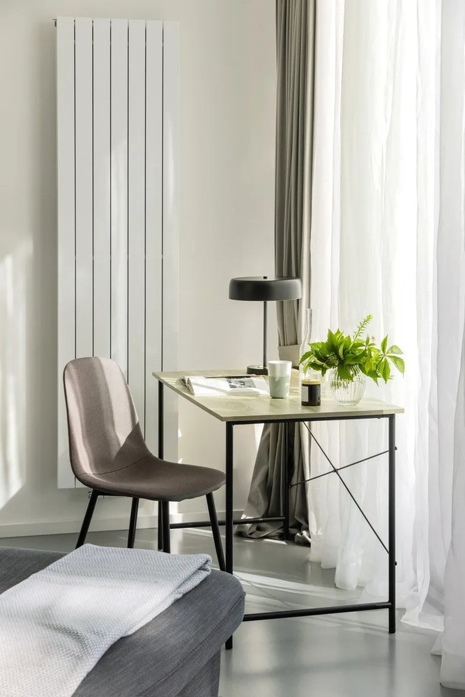 Zapachowa sojowa świeca czas palenia 40 h #46 Bergamot, Jasmine, Opuncia – Perfumed Prague