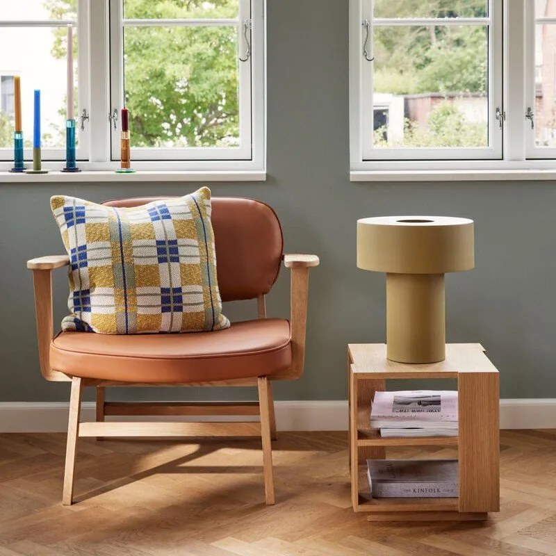 Pomarańczowy fotel z imitacji skóry Hübsch Haze