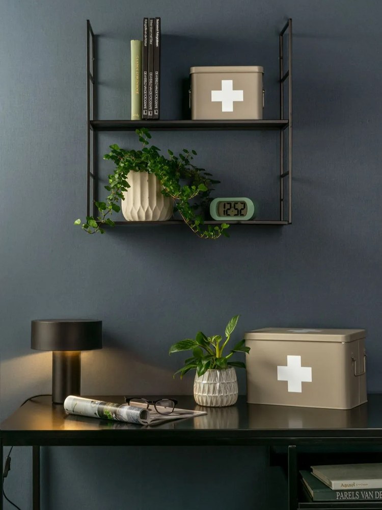 Czarny regał PT LIVING Level