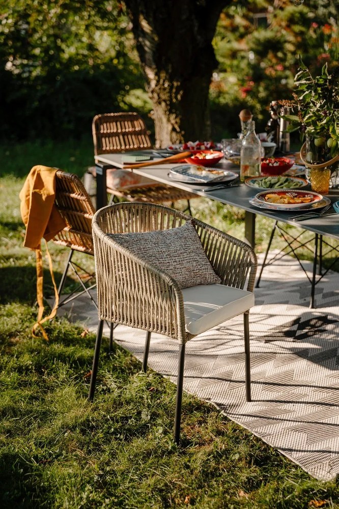 Zestaw 2 krzeseł ogrodowych ze sztucznego rattanu Bonami Essentials Gabriela