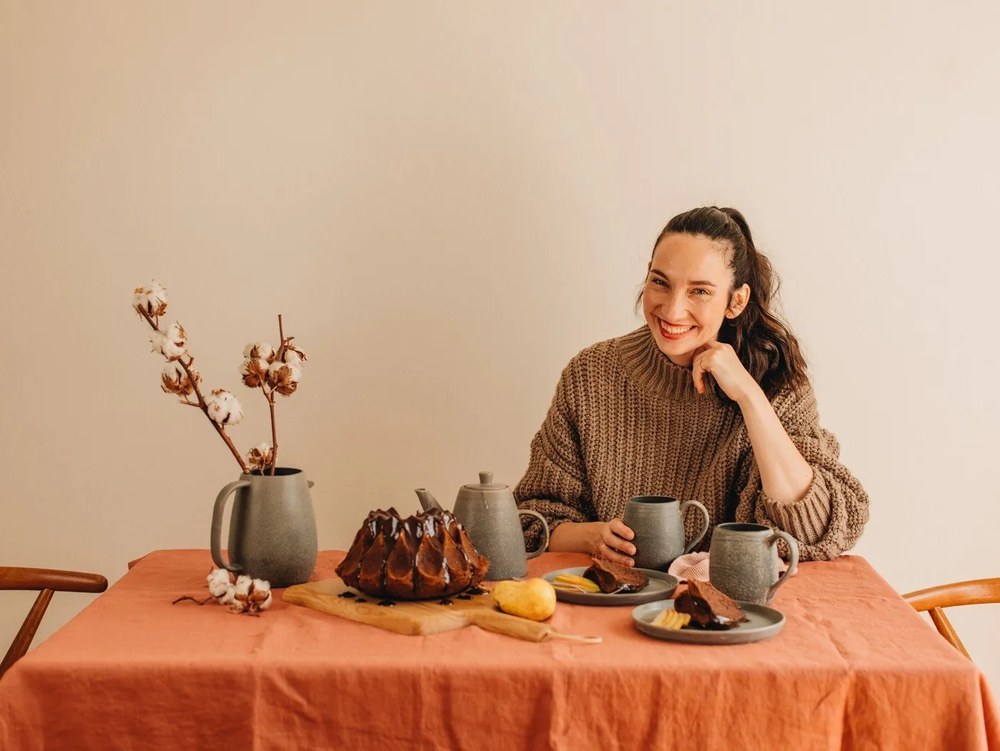 Szary kamionkowy kubek Bloomingville Kendra, 500 ml