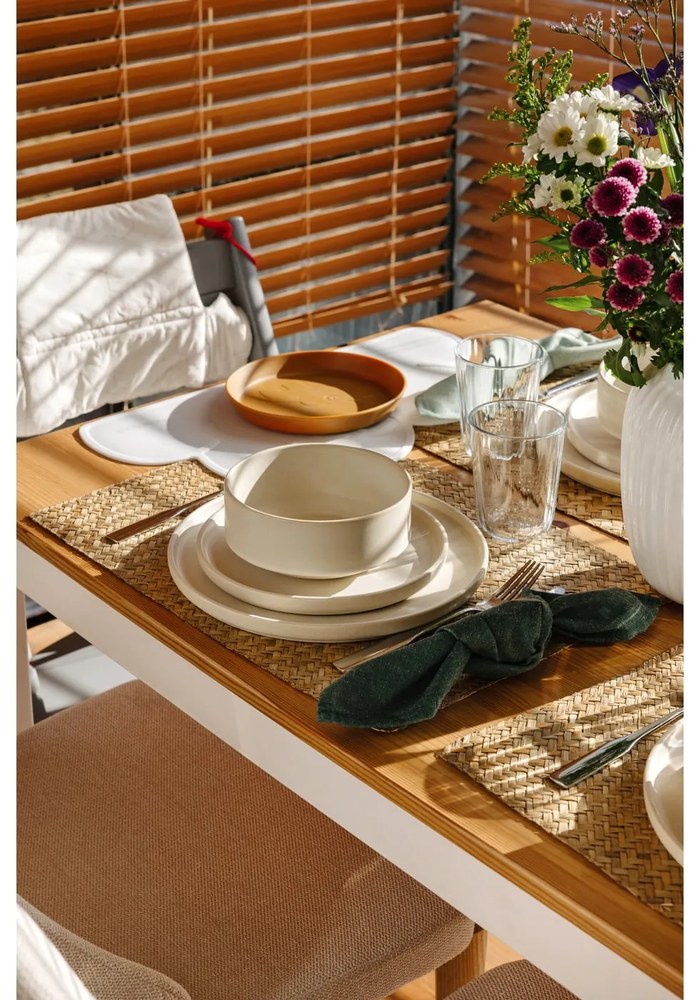 Beżowe krzesło Rosie – Kave Home
