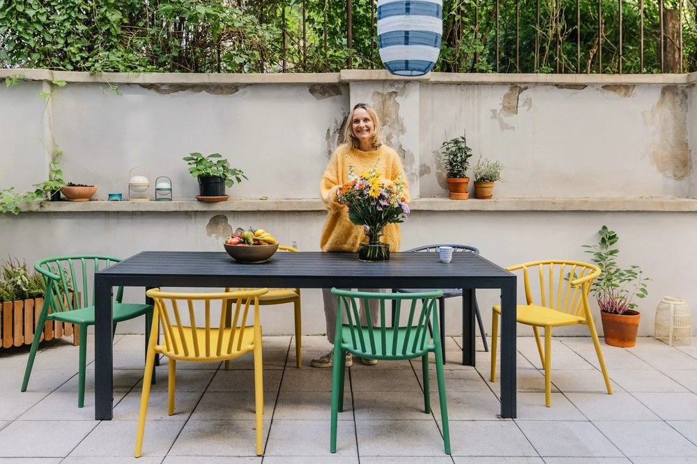 Zielone krzesło ogrodowe Bonami Essentials Capri