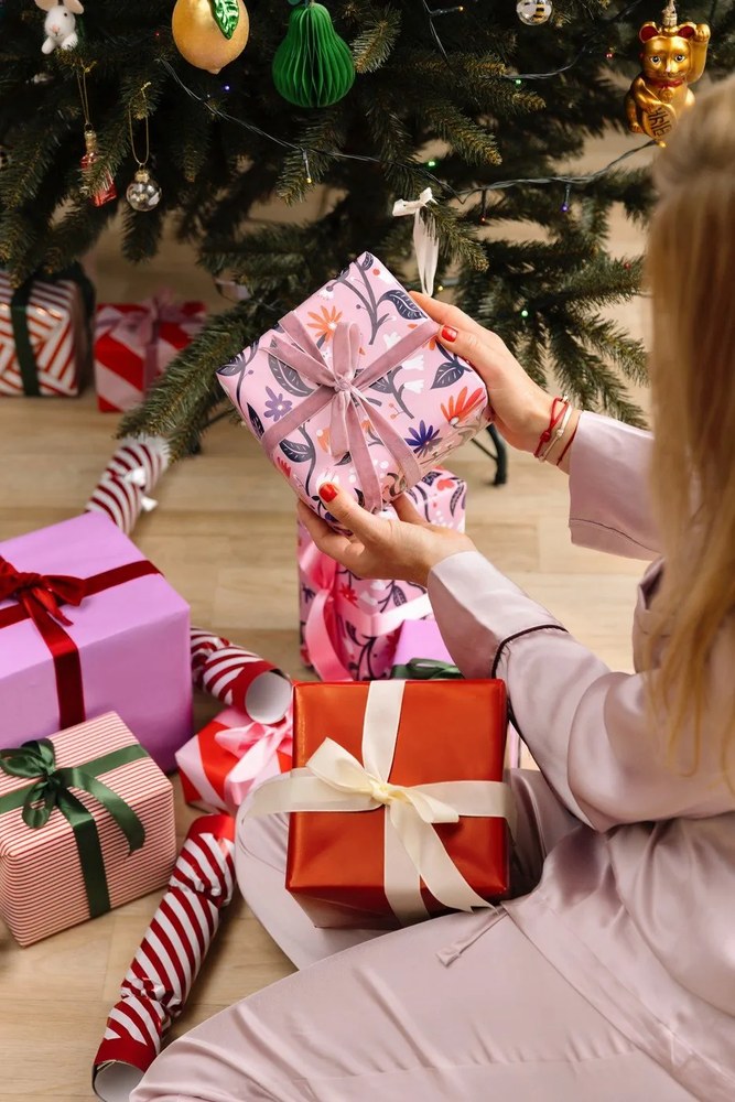 Papierowa ozdoba świąteczna wykonana ręcznie ø 7 cm Pear Honeycomb – Sass &amp; Belle