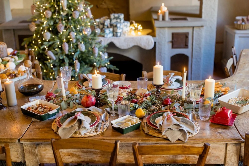 Brązowy szklany świecznik PT LIVING Art