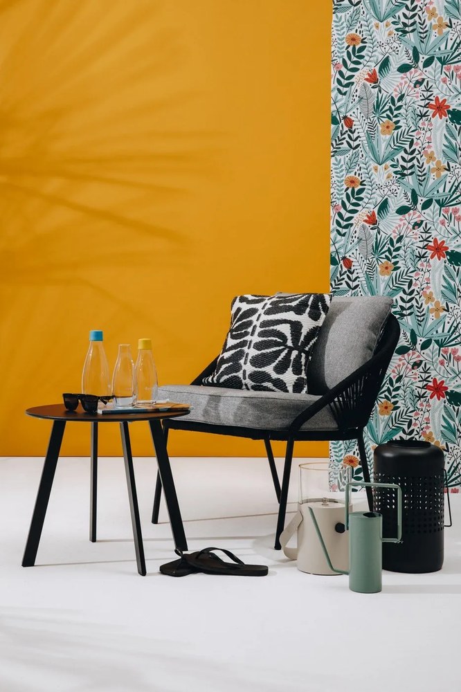 Czarny fotel ogrodowy Bonami Selection North