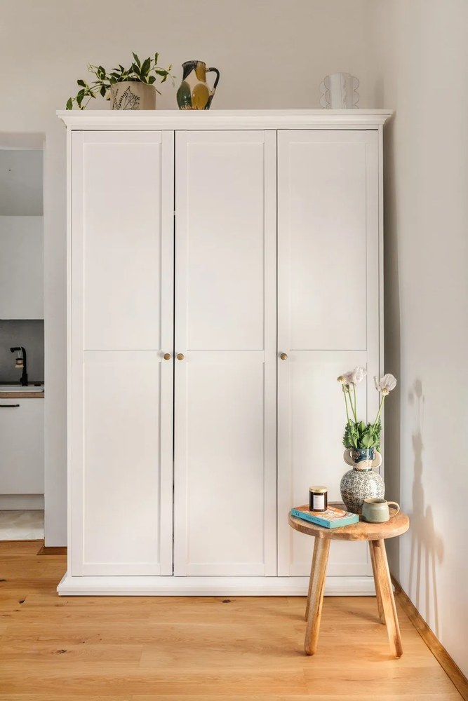 Kamionkowy ręcznie malowany wazon (wysokość 23,5 cm) Hezha – Bloomingville