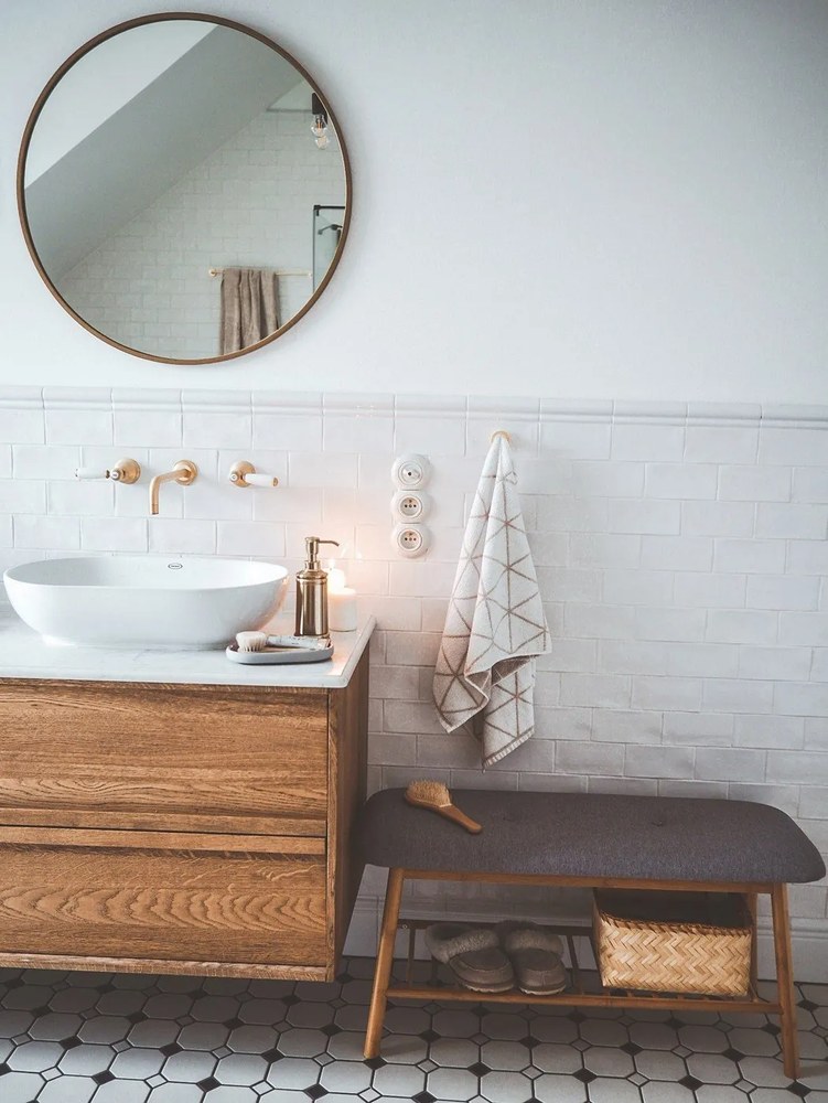 Szaro-brązowa bambusowa szafka na buty z siedziskiem Bahari – Wenko