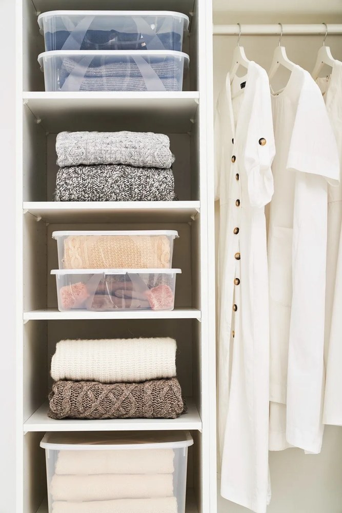 Plastikowy pojemnik do przechowywania z pokrywą 19 l Lona – Rotho