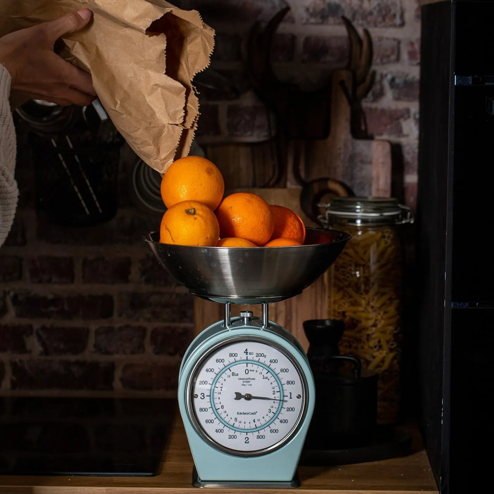 Niebieska waga kuchenna Kitchen Craft Living Nostalgia, nośność 4 kg