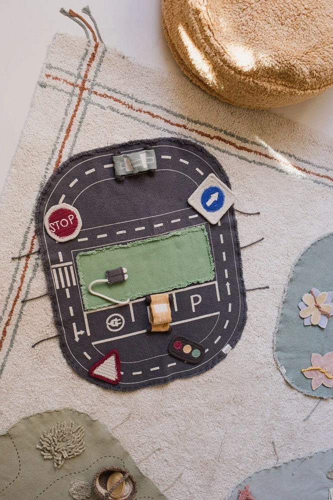 Puf w kolorze ochry Chill Honey – Lorena Canals