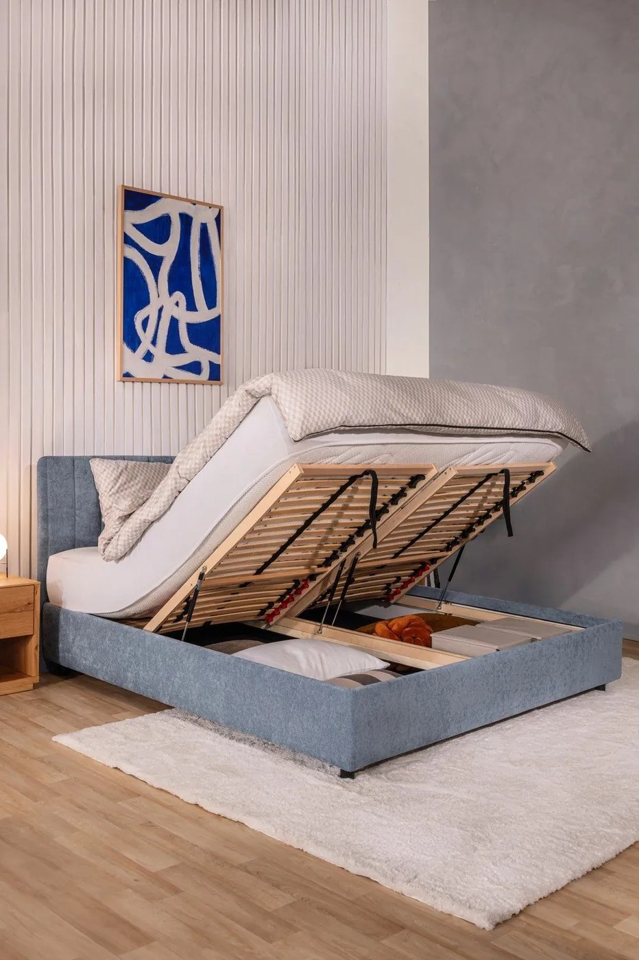 room by Bonami