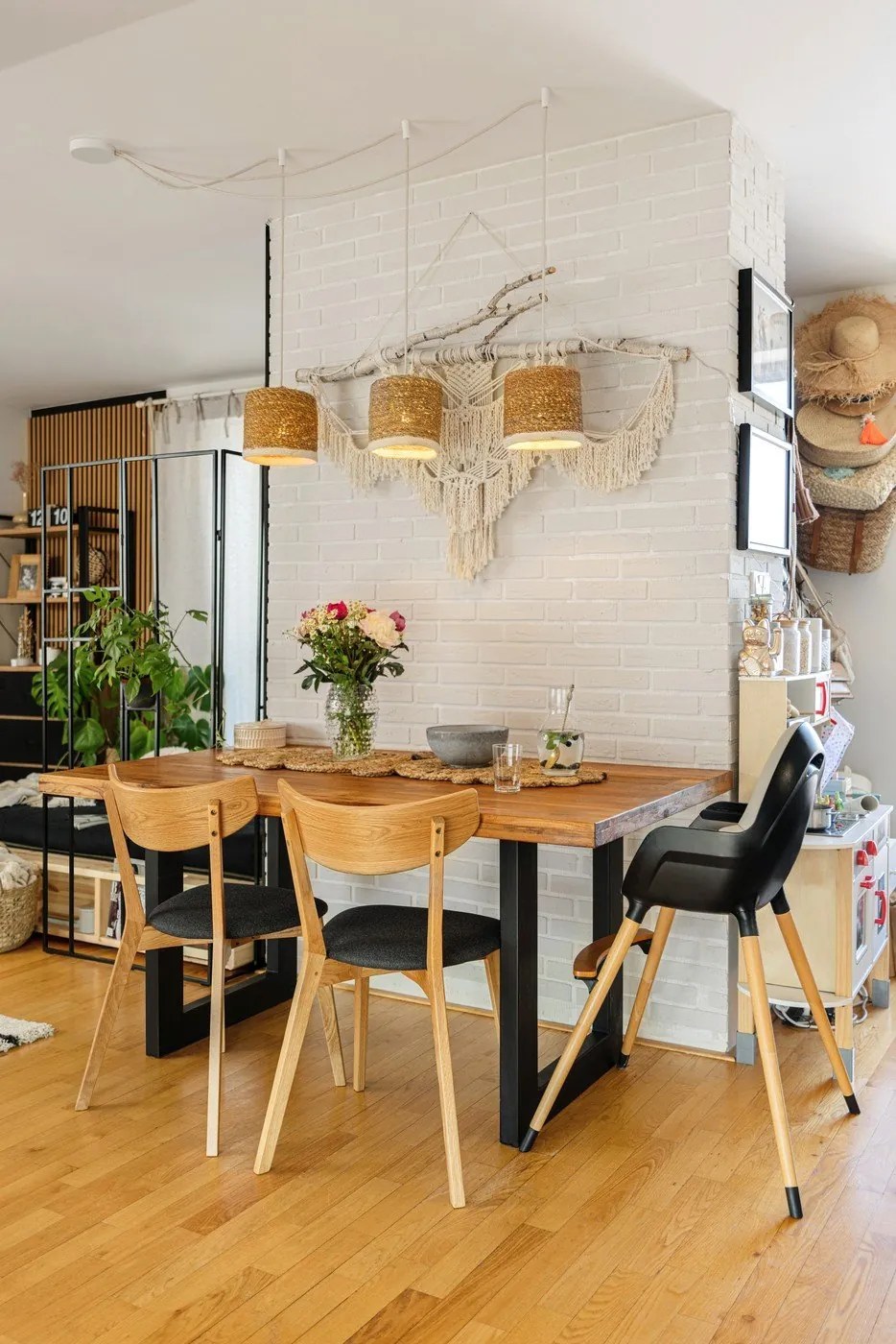 room by Bonami
