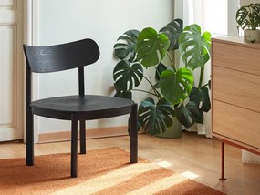 Czarny fotel w dekorze jesionu Nara – Teulat