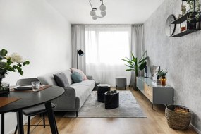 Czarny stół w dekorze dębu Actona Roxby, ø 105 cm