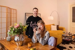 Musztardowy sztruksowy rozkładany narożnik (lewostronny) Lucien – Bobochic Paris