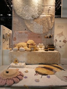 Poduszka dziecięca Little Daisy – Lorena Canals