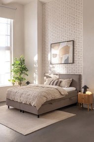 Czarna metalowa lampa stołowa Chipper – Hübsch