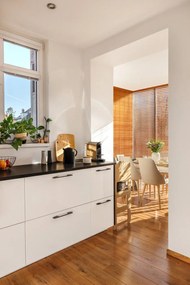 Beżowe krzesło Rosie – Kave Home