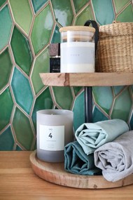 Zapachowa sojowa świeca czas palenia 40 h #70 Moss, Black Pepper, Cypress – Perfumed Prague